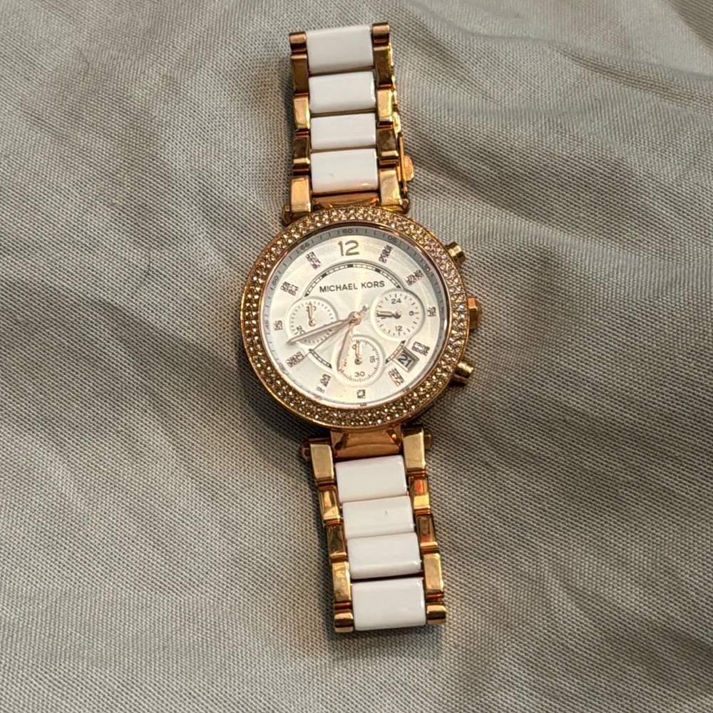 *Like New* Michael Kors Rose Gold and White Enamel watch